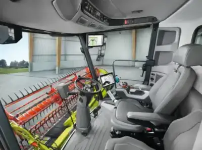 Claas Trion 750 Terra Trac