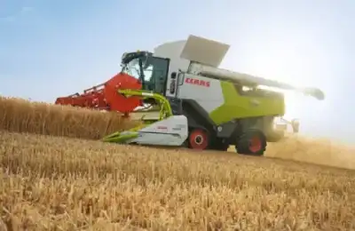 Claas Trion 750 Terra Trac thumbnail 4