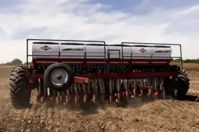 Kuhn Oriza 32