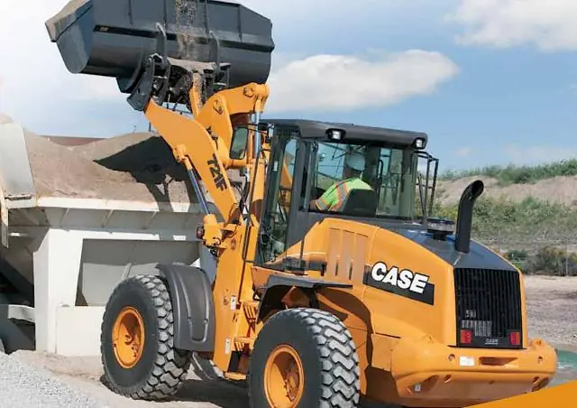 Case 921 F