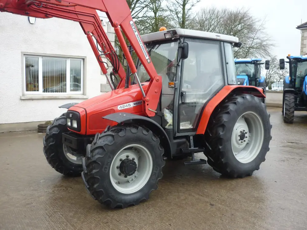 Massey Ferguson MF 4245 LPF