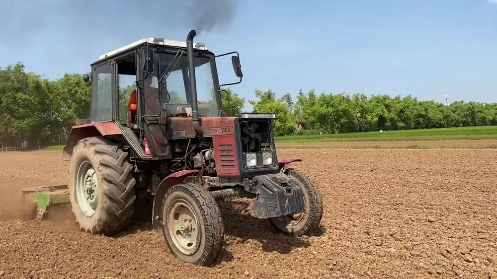 Belarus MTZ-800