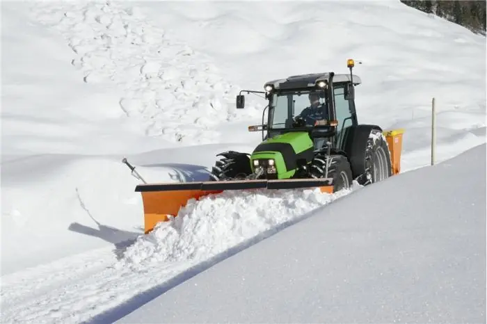 DEUTZ-FAHR Agrofarm 430 DT thumbnail 3