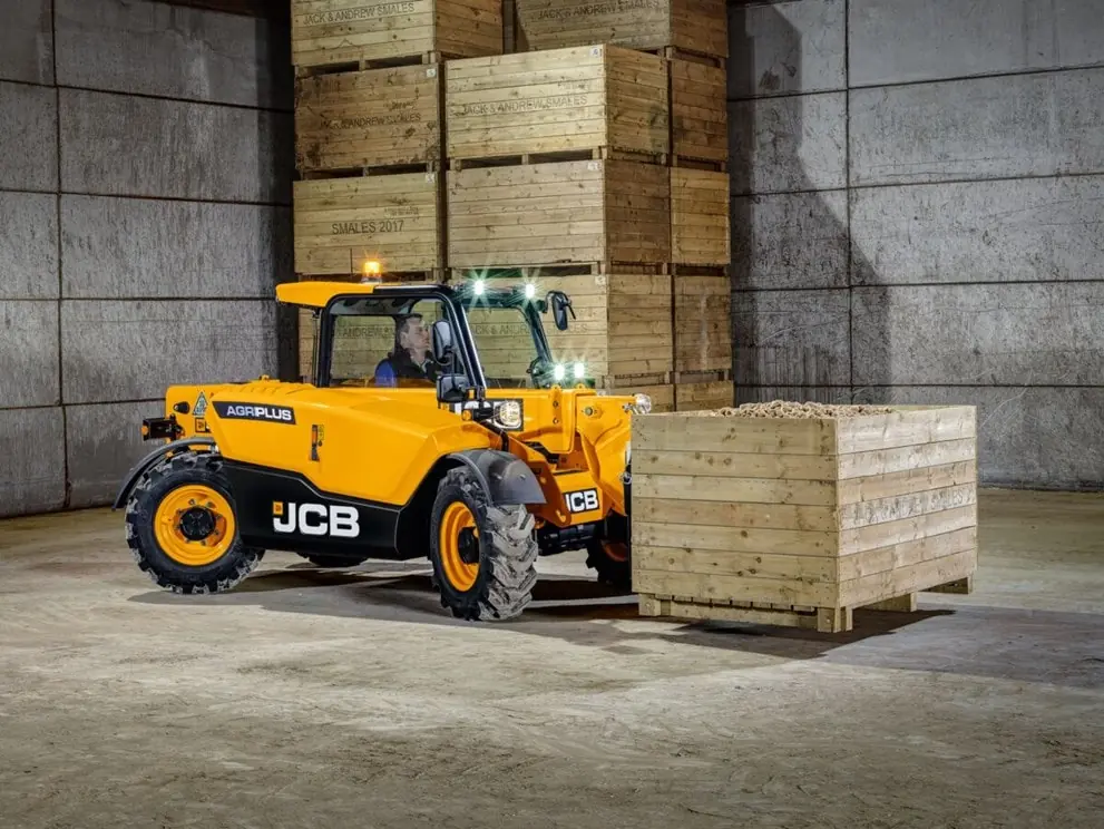 JCB 525-60 AGRI Plus