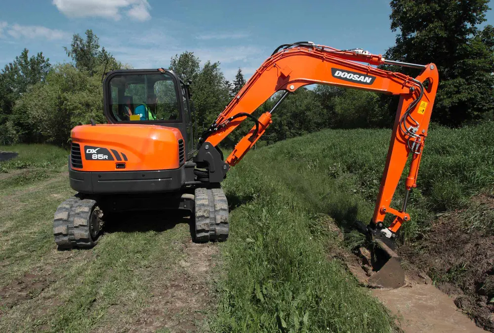 Doosan DX85R-3