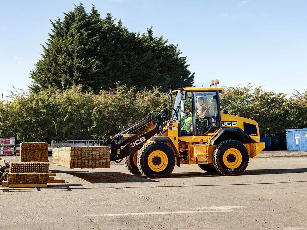 JCB 411 HT thumbnail 3