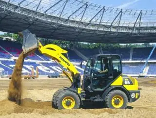 Komatsu WA65