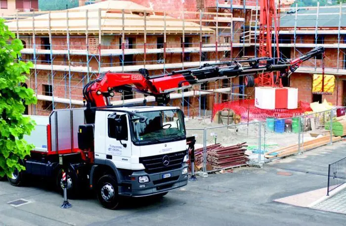 Fassi F 560 RA 2.27 he-dynamic thumbnail 2
