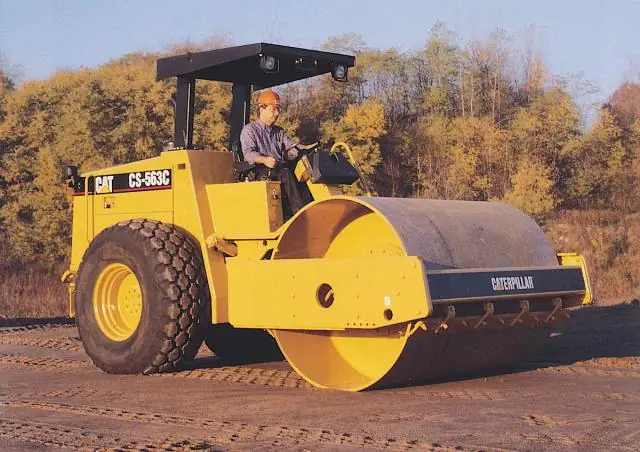 Caterpillar CP-563C