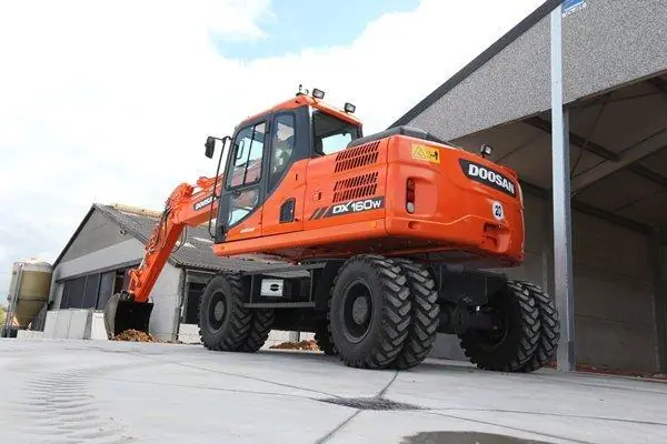 Doosan DX160W-3 thumbnail 2