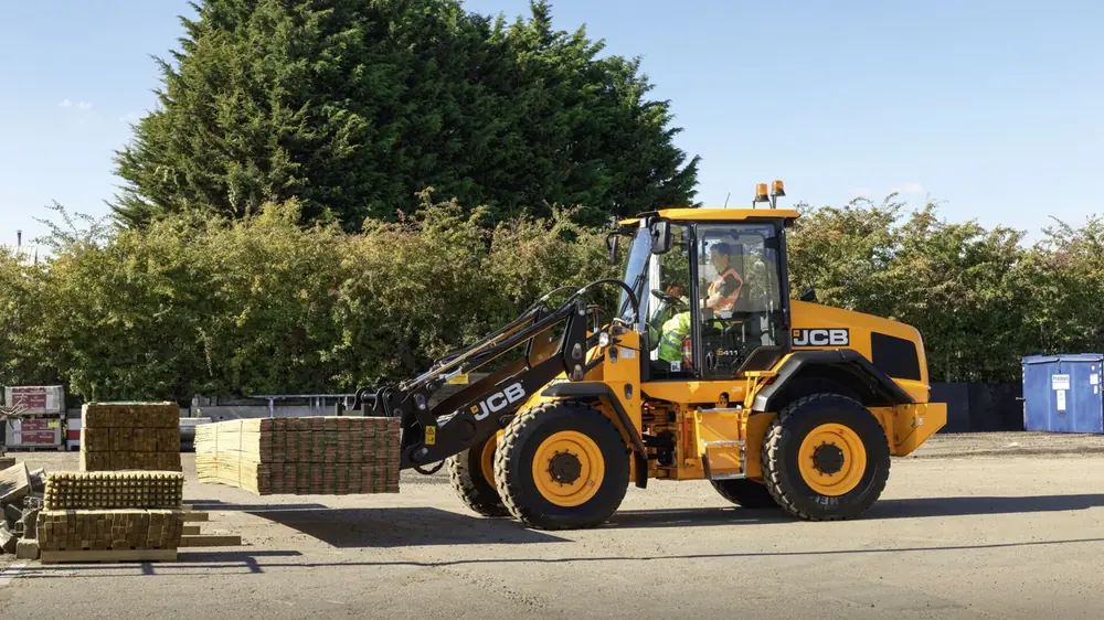 JCB 411 HT