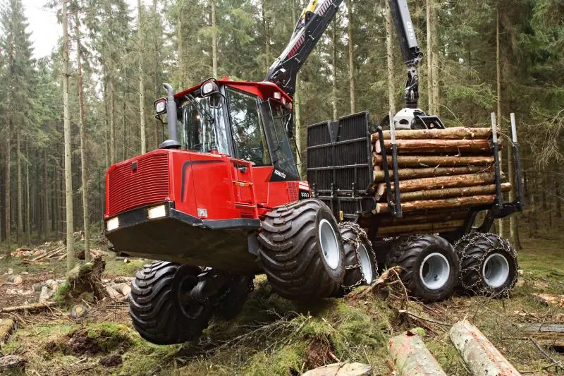Komatsu 830.3