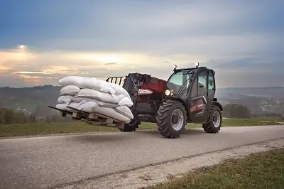 Case IH Farmlift 735