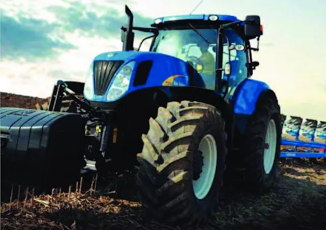 New Holland T 7040 (700)