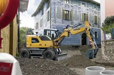 Liebherr A 910 Compact Litronic thumbnail 2
