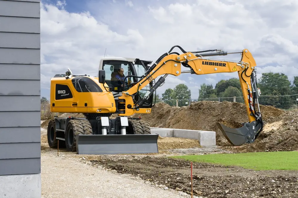 Liebherr A 910 Compact Litronic thumbnail 3