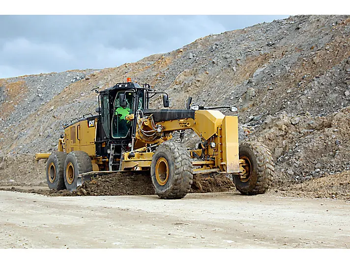 Caterpillar 18M3 thumbnail 4