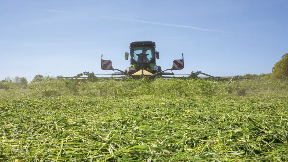 Krone Vendro 820 thumbnail 3