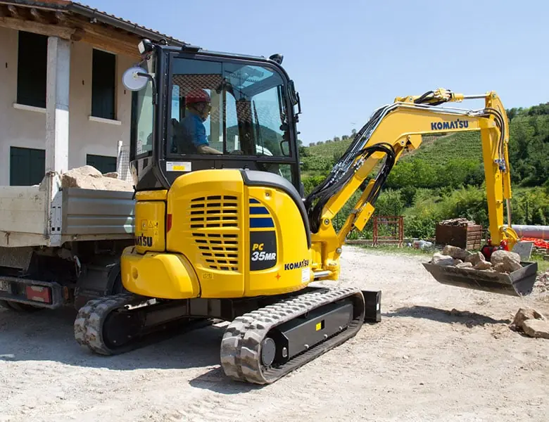Komatsu PC35MR-5 thumbnail 3