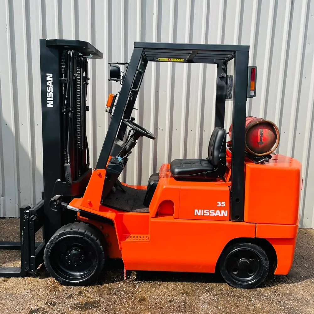 Nissan CUGJ 02 F 35 PU
