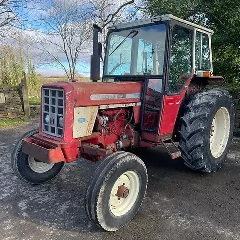 International Harvester 574