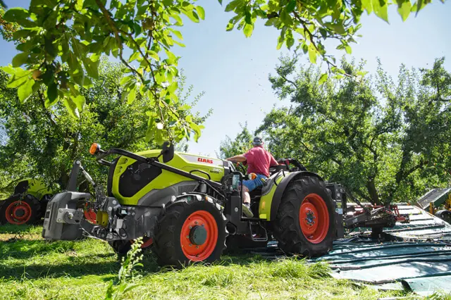 Claas Nexos 2.105 Comfort XL