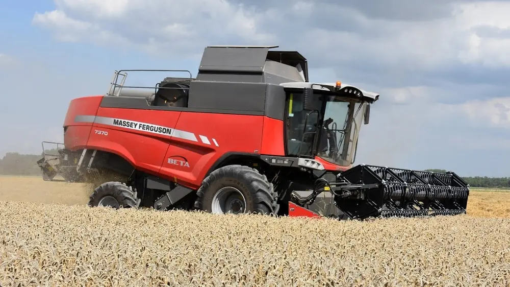 Massey Ferguson Beta 7370