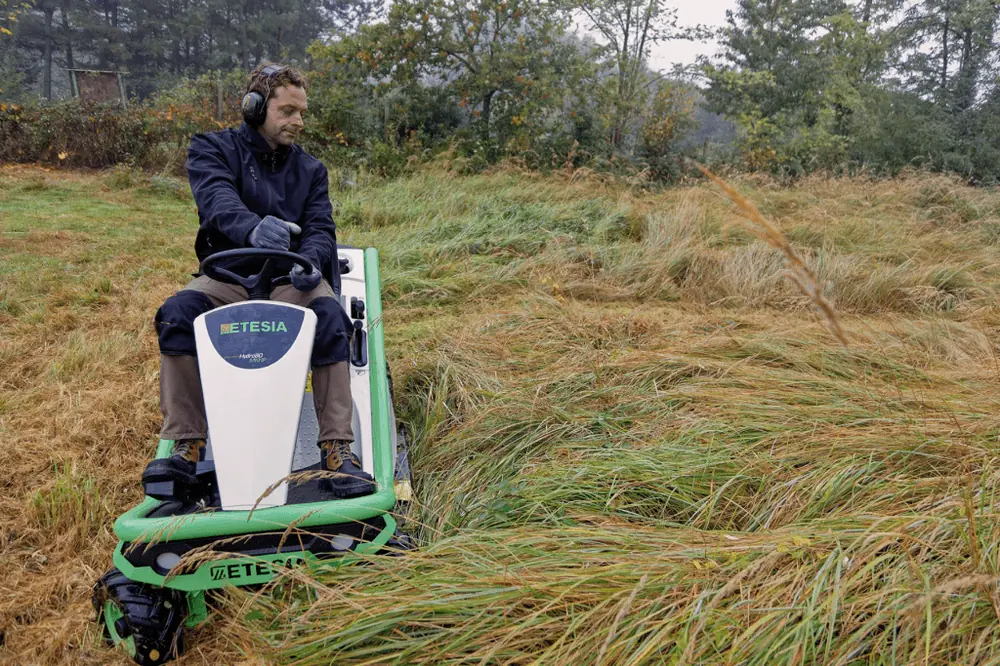 Etesia HYDRO 80 MKHPF