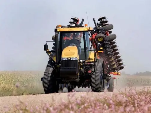 Challenger MT765 C thumbnail 3