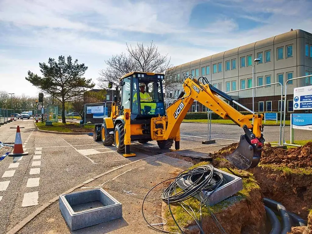 JCB 3CX Compact Pro