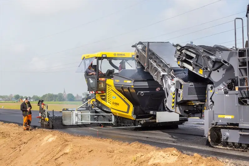 Bomag BF 800 C 3 S 600 thumbnail 2