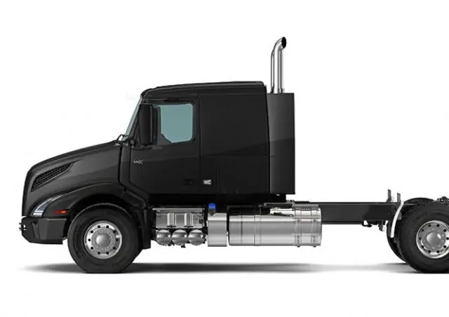 Volvo Trucks VNX 400.500 8x6 Tridem
