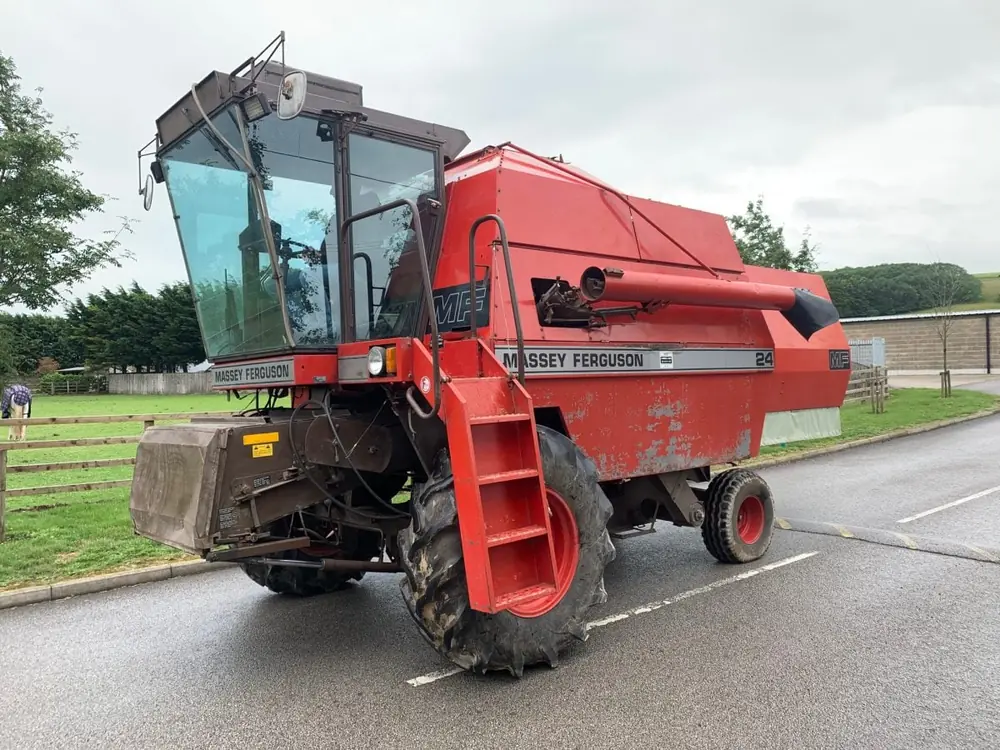 Massey Ferguson MF 24