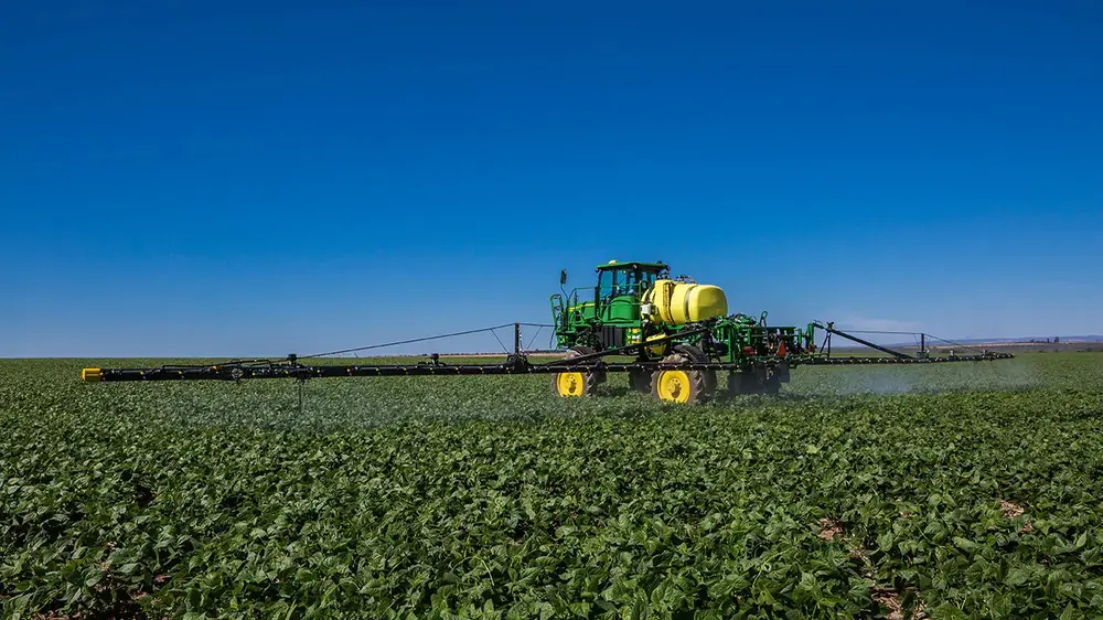 John Deere M4025