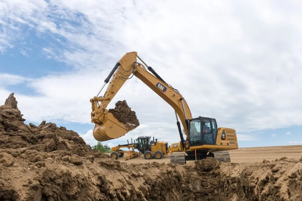 Caterpillar 330 thumbnail 2