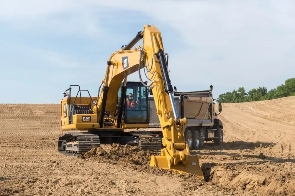 Caterpillar 330 thumbnail 3