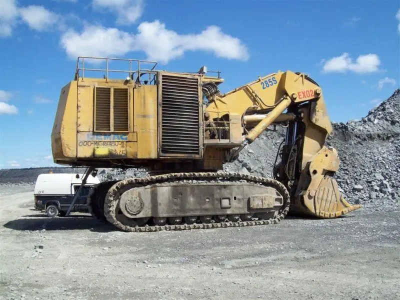 Komatsu H285S