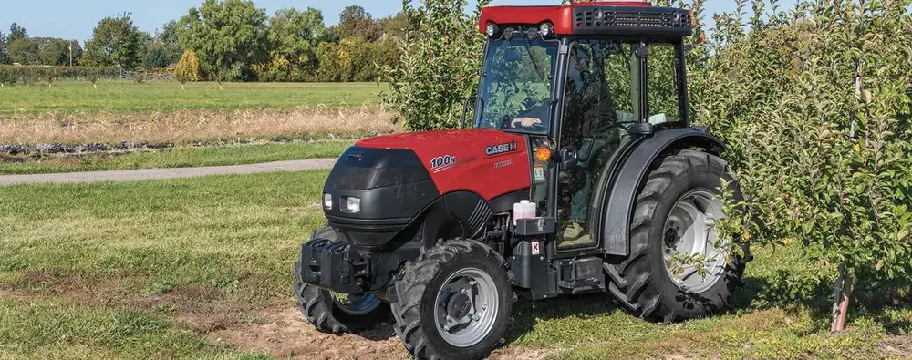 Case IH Farmall 100N thumbnail 3