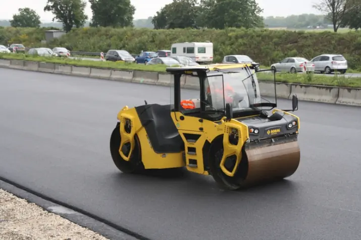 Bomag BW 206 ADO-50 thumbnail 4