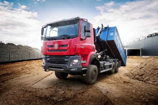 Tatra T 158-8P6R33.345