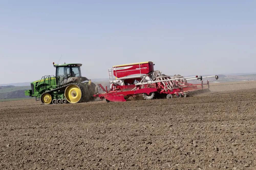 Pöttinger Terrasem C 9 fertilizer