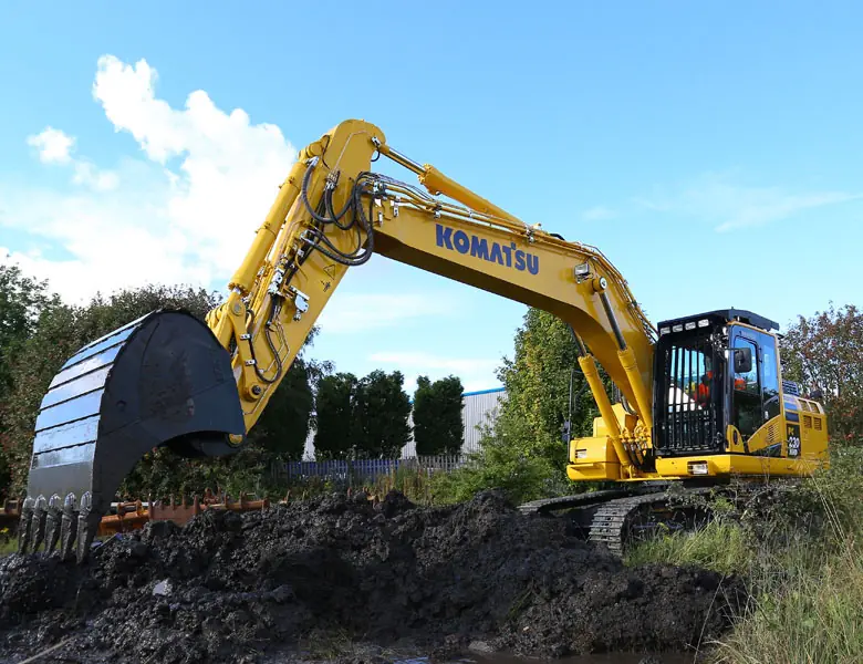 Komatsu PC230NHD-11E0 thumbnail 3