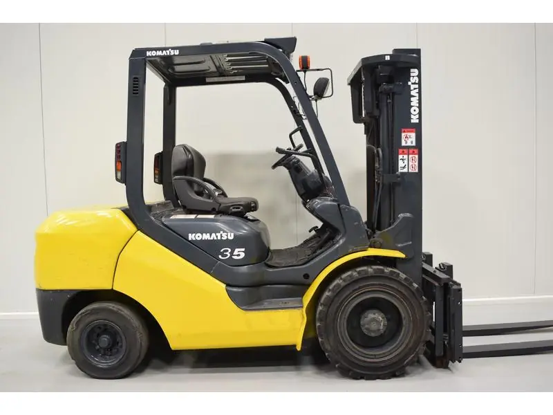 Komatsu FD35AT-17