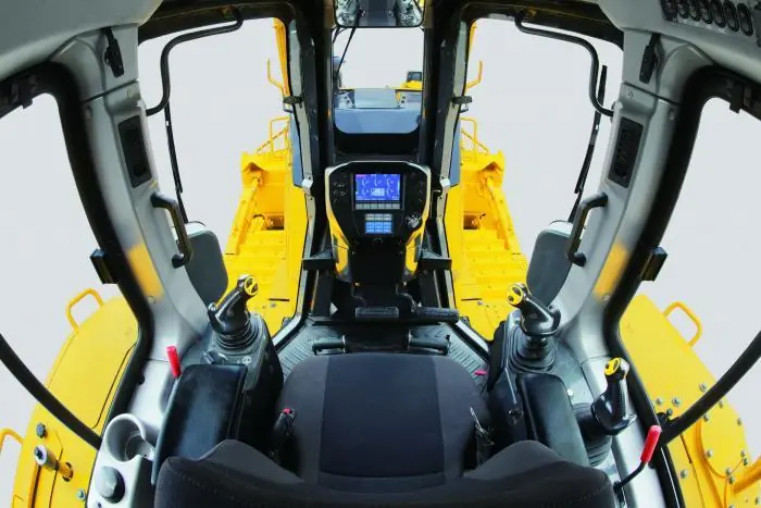 Komatsu D155AX-8E0