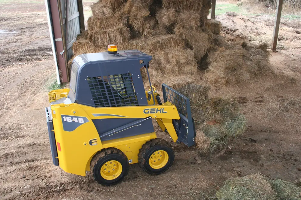Gehl 1640E