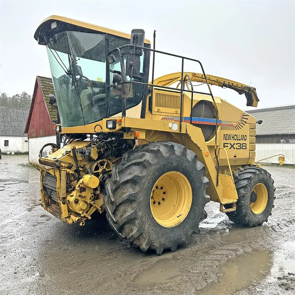 New Holland FX 38