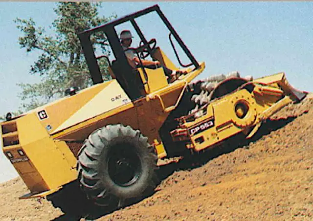 Caterpillar CP-323