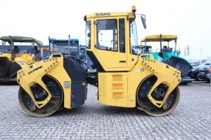 Bomag BW 161 AD-4