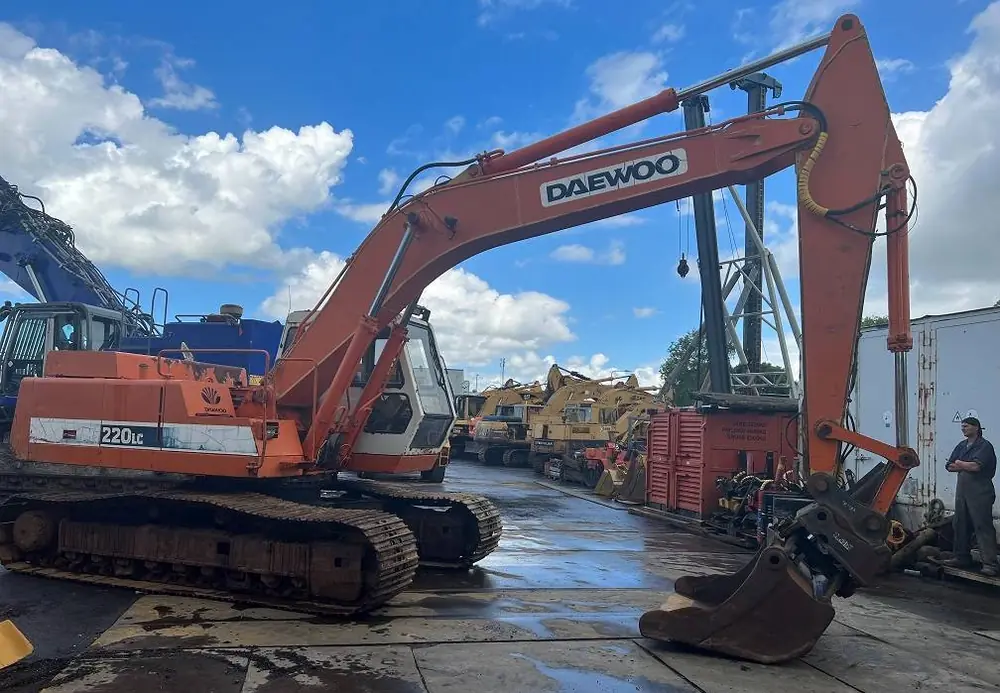Daewoo DH220LC