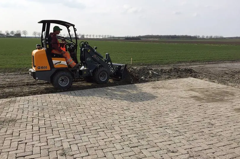 Giant G1500